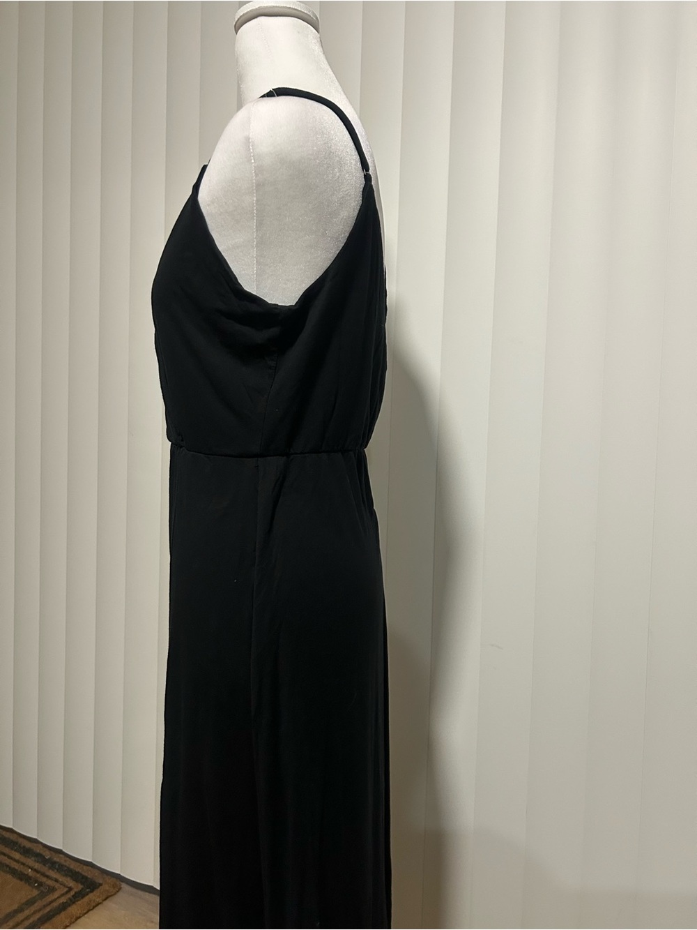 Lulu's Black V-Neck Maxi Dress with Double Front Slits - Picture 5 of 9
